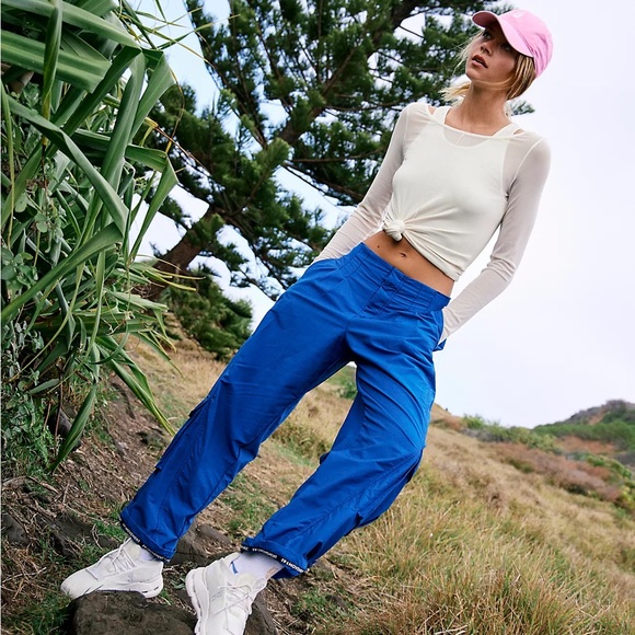 NWT Mesmerize Me Solid pants FP Movement n blue - Picture 1 of 5